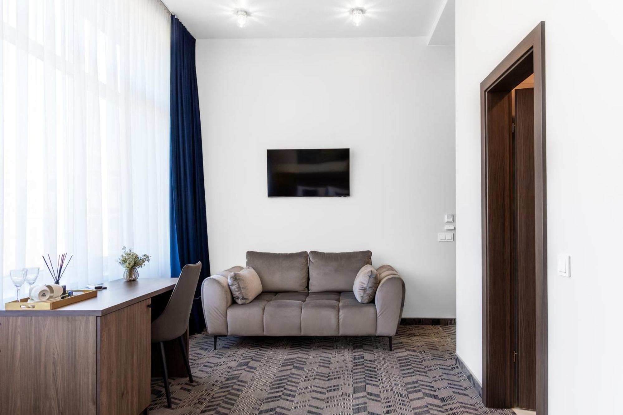An Hotel Self Check-In Šiauliai Exteriör bild