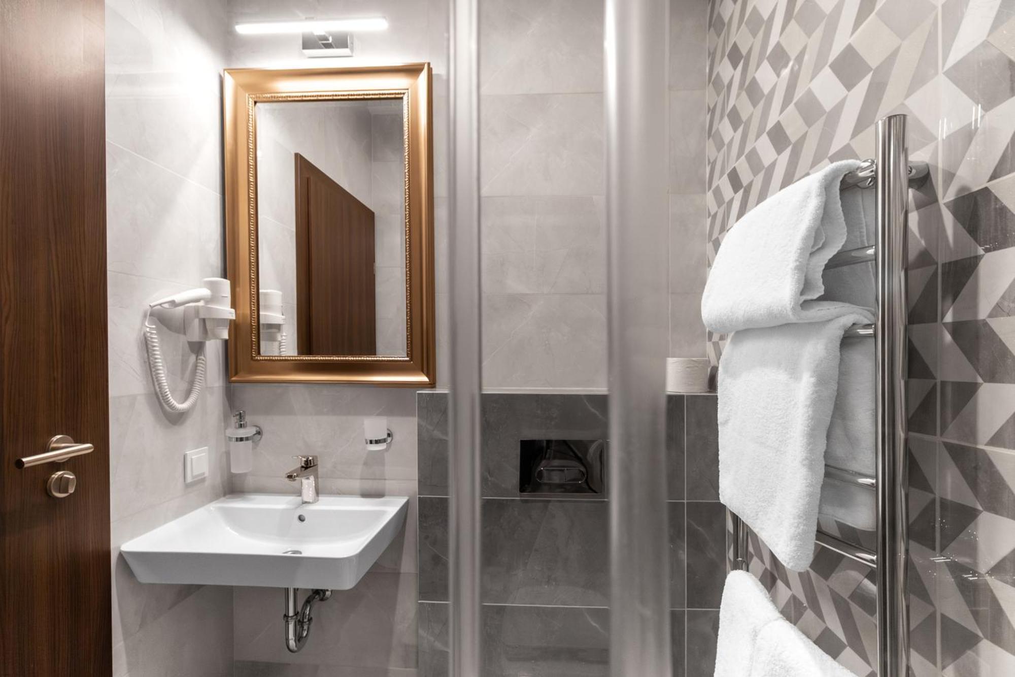 An Hotel Self Check-In Šiauliai Exteriör bild